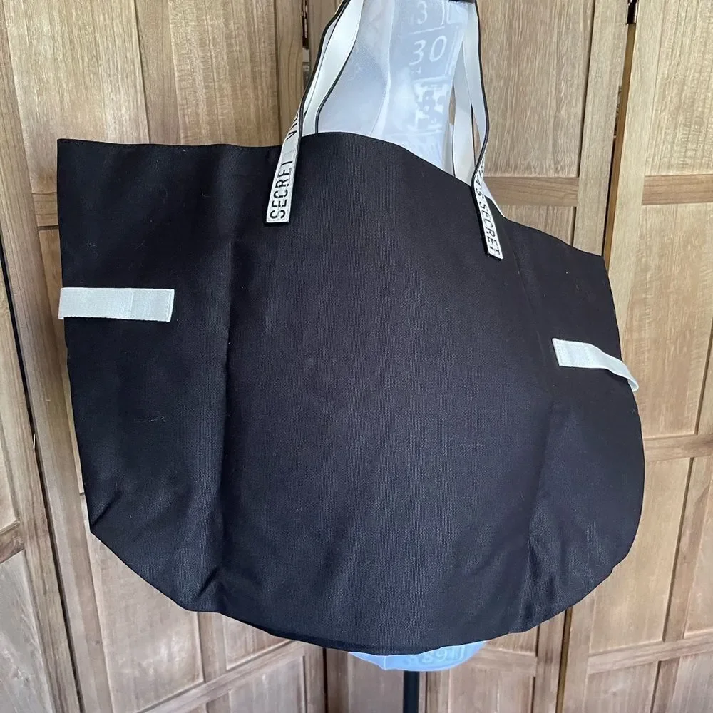 New Victoria’s Secret black and white tote bag. - Picture 4 of 6